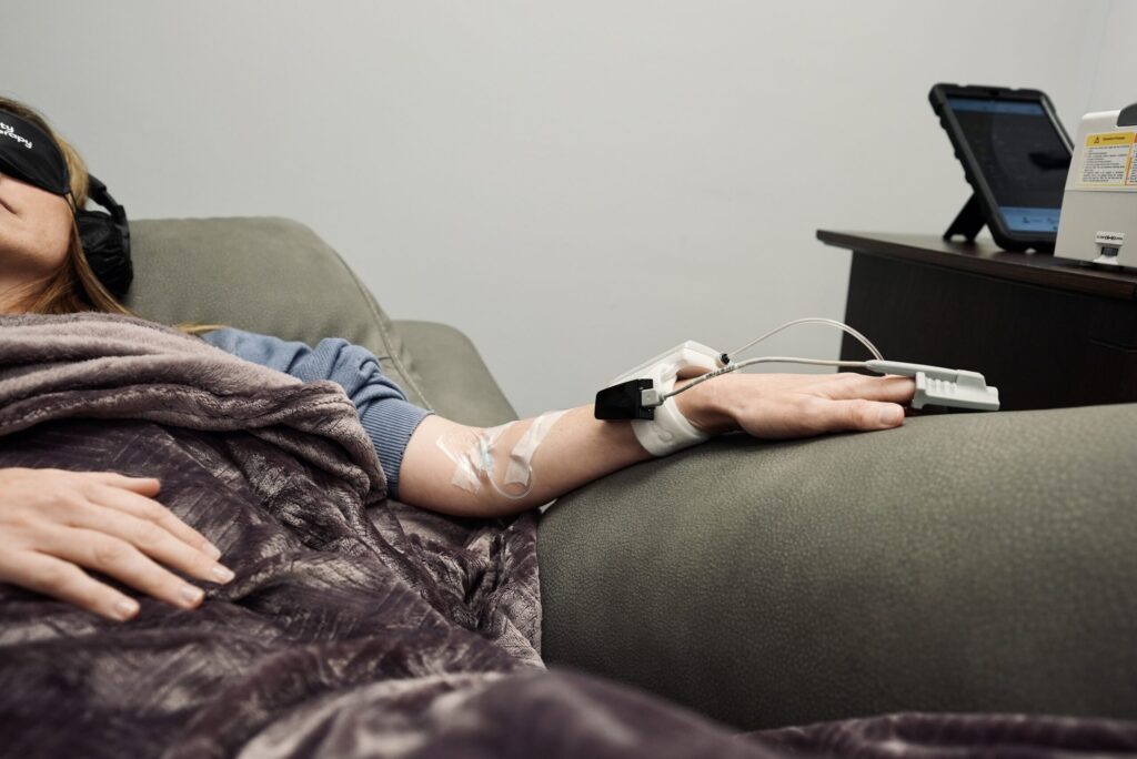 In-Clinic Ketamine Therapy vs. At-Home Ketamine Therapy